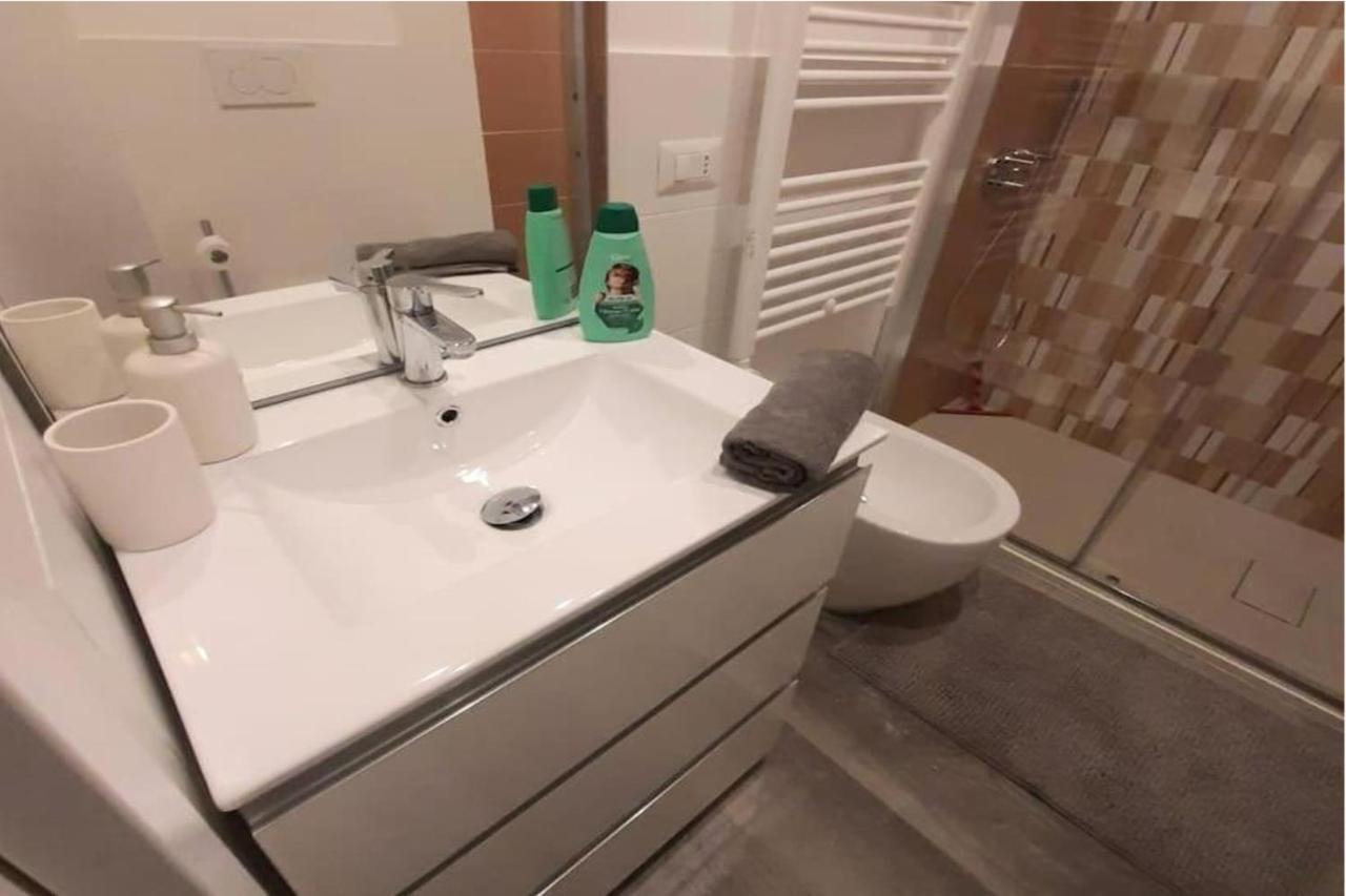 Appartamento In Centro A Milano Con A/C & Wi-Fi Dış mekan fotoğraf